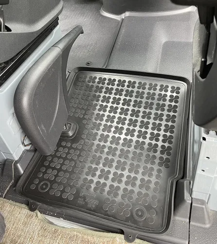 Rezaw-Plast Tapete de goma compatible con Mercedes Benz Sprinter Van Mat 2007-2023, versión de carga, tapete de goma para piso, pieza central entre
